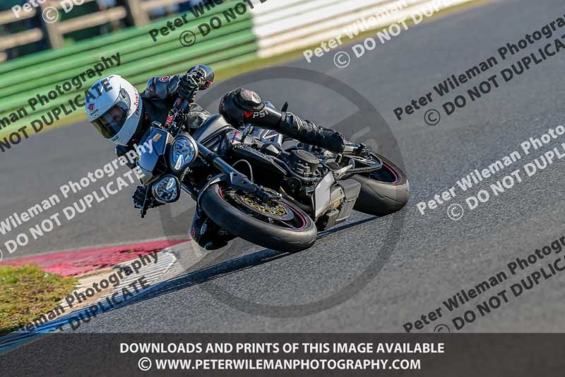 PJ Motorsport Photography 2018;enduro digital images;event digital images;eventdigitalimages;mallory park;mallory park photographs;mallory park trackday;mallory park trackday photographs;no limits trackdays;peter wileman photography;racing digital images;trackday digital images;trackday photos